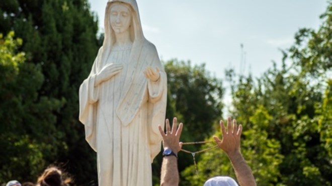 Blagdan je Velike Gospe - deseci tisuća hodočasnika u marijanskim svetištima