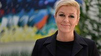Kolinda Grabar-Kitarović pozvala hrvatske tvrtke da ulažu u BiH: 'Moramo zadržati mlade tamo'