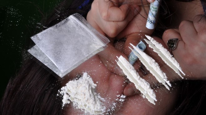 PODIGNUTA OPTUŽNICA: Osmorka krijumčarila skoro kilogram kokaina