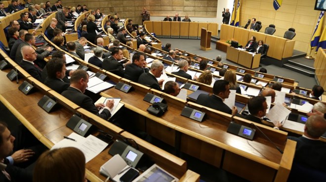 Zastupnički dom Parlamenta FBiH usvojio zaključke u vezi braniteljske populacije