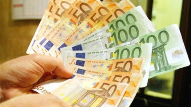 Državljanin Bahreina iz BiH pokušao nezakonito iznijeti 7.000 eura