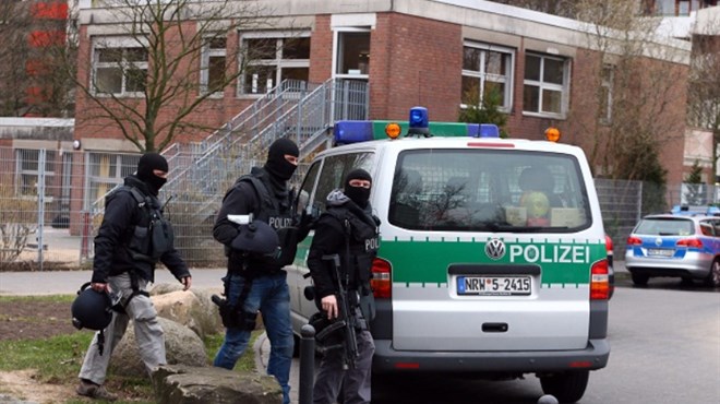 U pucnjavi u Njemačkoj poginule dvije osobe, dva policajca teže ranjena