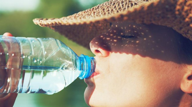 Jednostavni trik s vodom koji povećava potrošnju kalorija