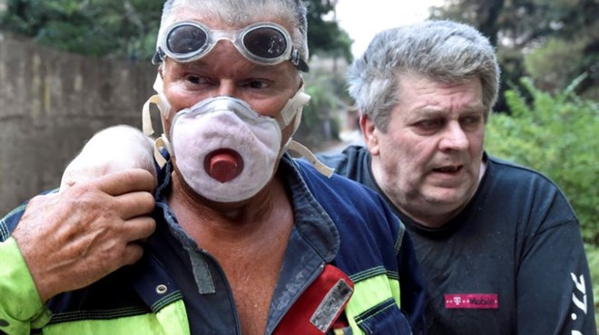 Heroj Sveto: Umjesto da spašava svoju kuću u plamenu, spasio je slijepog susjeda