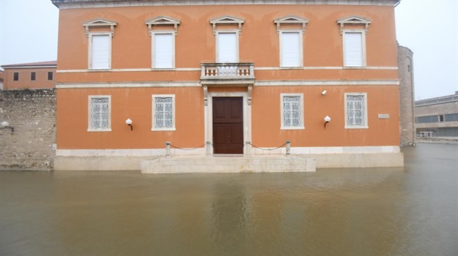 Zadar nakon jučerašnjeg nevremena utvrđuje štetu