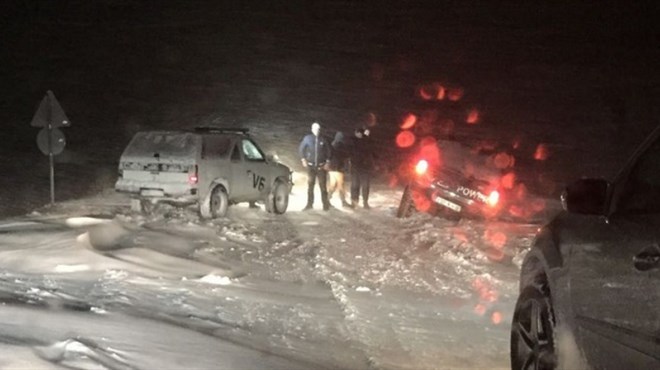 FOTO: Nekoliko auta sletjelo na Blidinju: 'Pošli vidit snig'