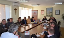 U Grudama održan sastanak čelnika civilne zaštite ZHŽ-a i HBŽ-a: Izražena spremnost za suradnju sa Splitom i Šibenikom