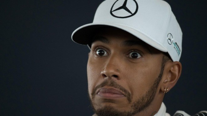 Spavaš li mirno Lewis Hamilton? Ljubušak prošao pored radara 166 na sat