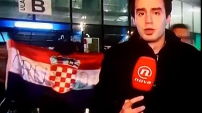 VIDEO: Hrvatska poražena, ali zastava s natpisom 'Grude' budi nadu u finale