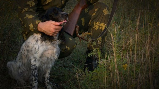Ruskog lovca upucao - njegov pas