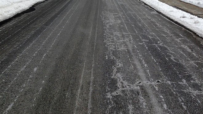 Ceste u BiH okovane ledom: Ledena kiša padala tijekom noći