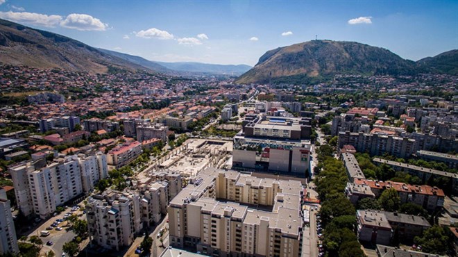 Više od 200 biznismena i političara na konferenciji u Mostaru