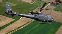 Helikopterom OS BiH izvršena hitna medicinska evakuacija bolesnog novorođenčeta