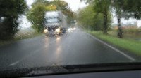 Narančasto upozorenje: Zbog najavljenih obilnih padalina savjetuje se opreznija vožnja