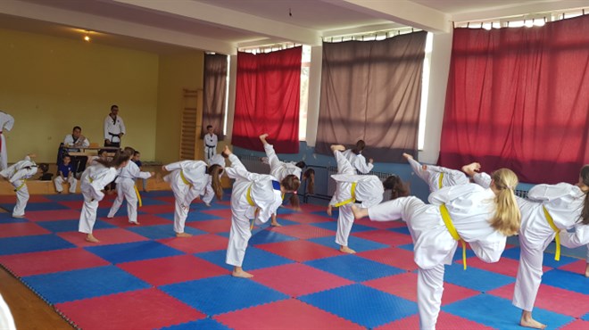Kočerinski Poskoci položili više Taekwondo pojase FOTO