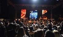 Vruće ljeto u Posušju: Koncerti filmske glazbe, posuških bendova, klapa, Divljih Jagoda…