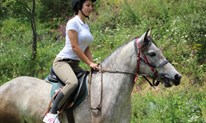 Ramska vila: Ana je izvrsna učenica kojoj je cilj imati ergelu konja