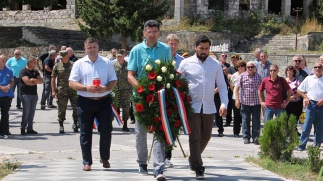 Obilježen Dan sjećanja na poginule hrvatske branitelje u Bosanskom Grahovu