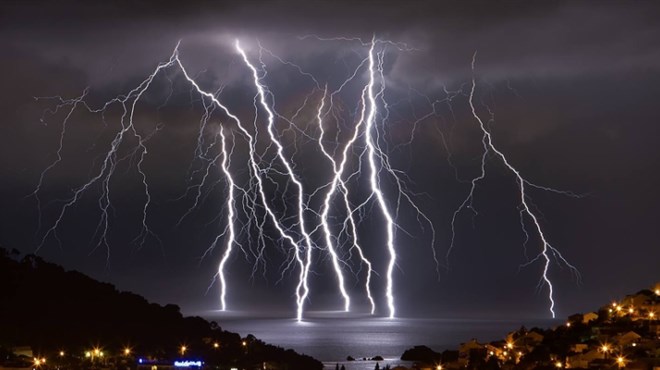 Atmosfera u Italiji ''eksplodirala'', u Hrvatsku i BiH stiže olujno nevrijeme