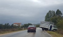 Pogledajte slike prevrnutih vozila nakon što je nevrijeme poharalo Hercegovinu