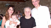 Iako je zagazila u deveto desetljeće baka Mara prevalila je velik put da stigne na krštenje dvadesetog praunuka