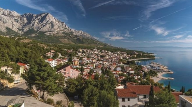 Srbi se bune zbog budućeg GRUDSKOG hotela u Baškoj Vodi: Kažu da je to njihovo, a ne hrvatsko