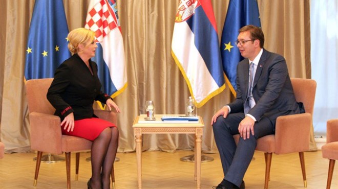 Vučić: Nazvao sam predsjednicu Hrvatske i čestitao Badnju večer i Božić