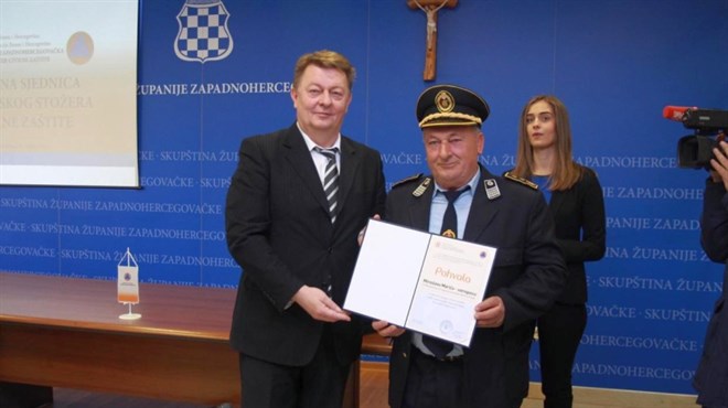 Miroslav Marić iz Gruda najstariji je vatrogasac u županiji!