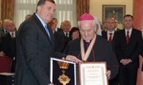 Dodikov biskup Komarica i dalje se ljuti na predstavnike Hrvata u BiH