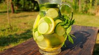 Čudesna Sassy voda: Limun i đumbir otapaju salo oko trbuha
