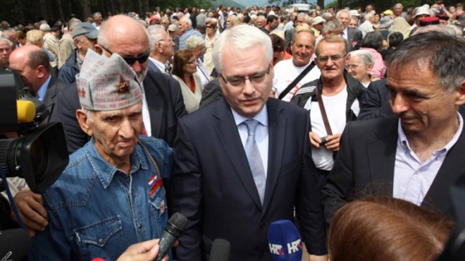Fra Mića odgovorio Josipoviću: Čitao si samo jugokomunističke komesare