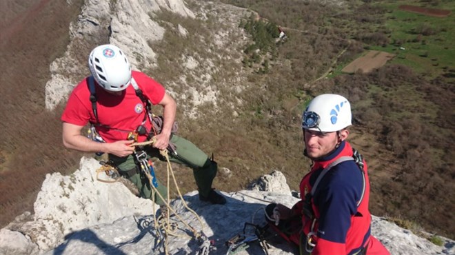 Tragedija na Velebitu: Na alpinisticu pao veći komad stijene i ubio je