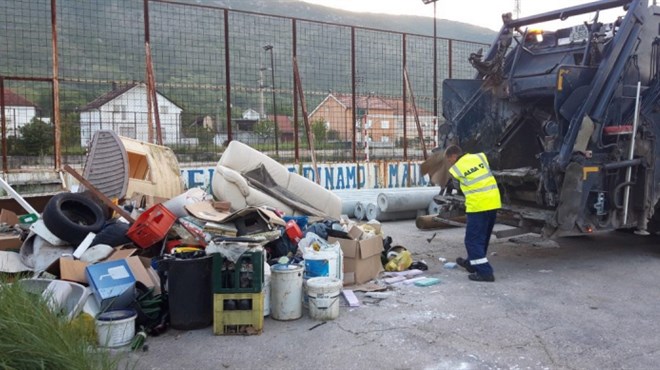 GRUDE: ALBA prikupila 50m3 krupnog otpada u Sovićima, Drinovcima i Tihaljini FOTO