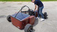 FOTO/VIDEO Učenici strukovne škole Posušje izradili bolid na solarni pogon
