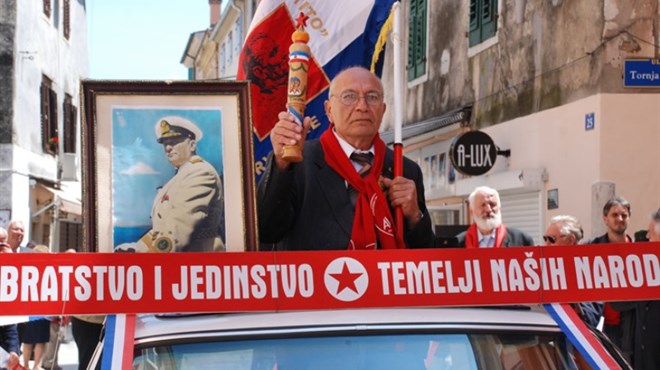 Gradonačelnica u Supetar vratila komunizam i zabrane! TORCIDA reagirala