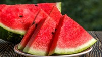 RASHLADITE SE / Super trikovi za rezanje lubenice