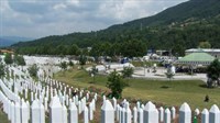 Godišnjica genocida u Srebrenici: Pokop posmrtnih ostataka 33 žrtve