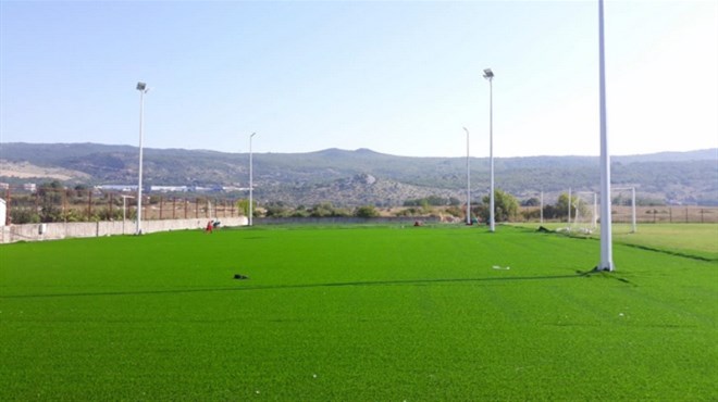 FOTO: Postavlja se umjetna trava na Elić Luci! Nogometna bajka se vraća u Grude!