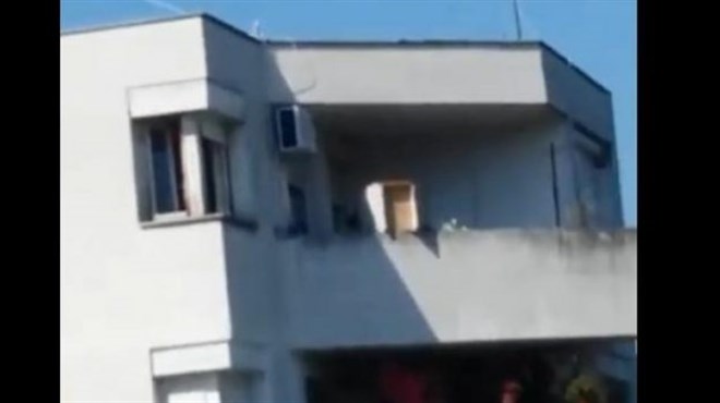 VIDEO pomračenja uma: Čapljinac s 4. kata zgrade baca namještaj