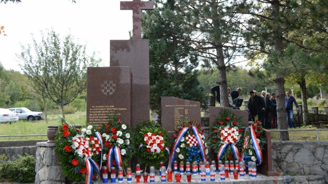 Služena sv. misa zadušnica povodom 26. obljetnice stradanja hrvatskih vitezova na Vrdima FOTOGALERIJA