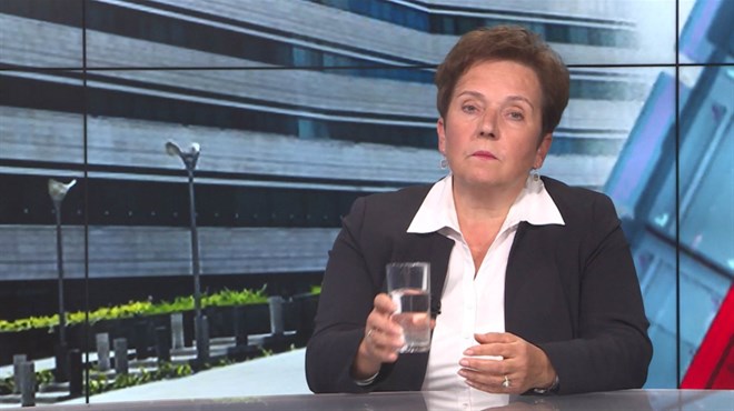 VIDEO: Marina Pendeš uz čašu vode izdominirala Željka Komšića
