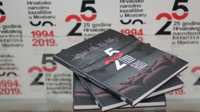 Povodom 25 godina HNK u Mostaru izdata monografija
