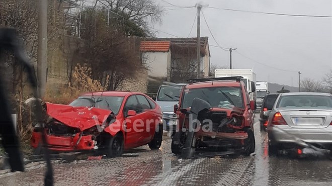 Nova teža prometna nesreća na cesti Široki Brijeg - Mostar