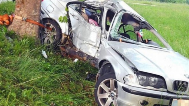 U stravičnoj nesreći poginuo mladić iz BiH, vozač iz RH prevezen u bolnicu