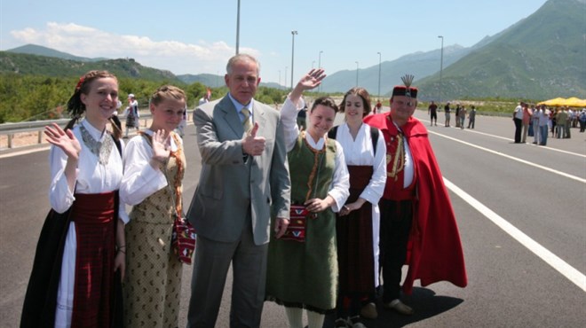 Prije 15 godina dr. Sanader otvorio autocestu Split - Zagreb