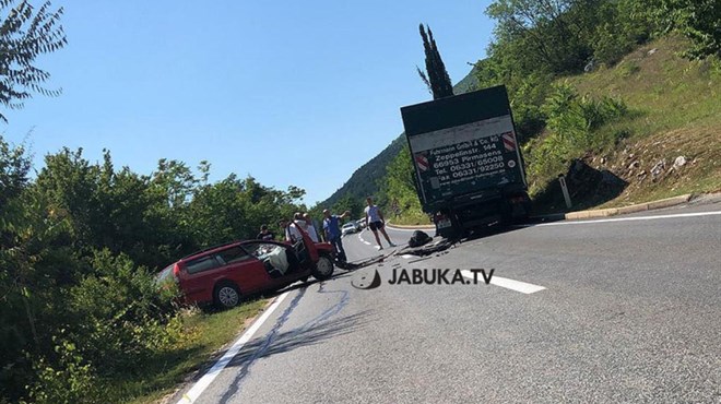 Teža prometna nesreća u Kočerinu