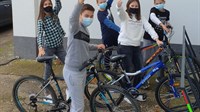 FOTO: Osnovna škola u Sovićima dobila parking stajalište za bicikle
