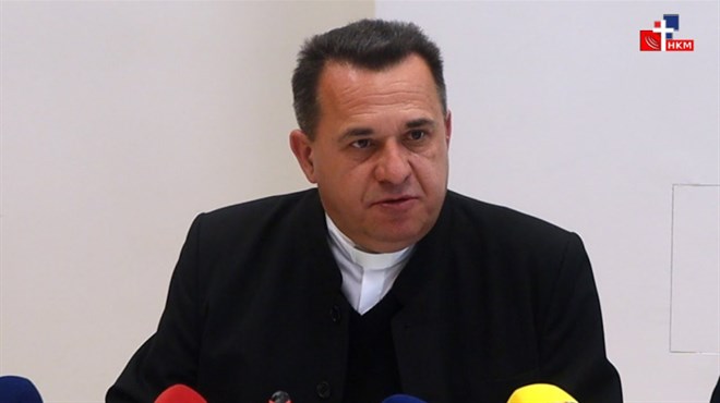 Mons. Dugalić: Crkva je za cijepljenje, ali OXFORDSKO, RUSKO i KINESKO cjepivo su neprihvatljivi!