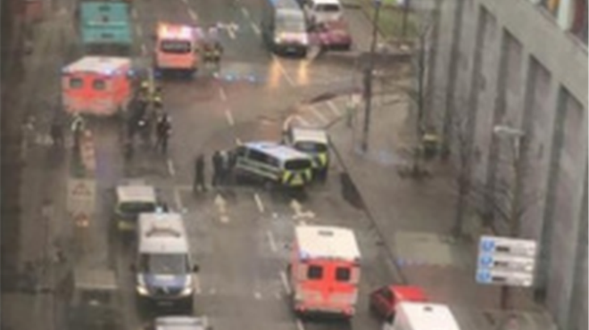 Napadač u Frankfurtu nožem je ozlijedio više ljudi