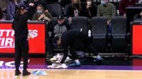 Užas: Pijani navijač se ispovraćao po parketu i prekinuo NBA utakmicu